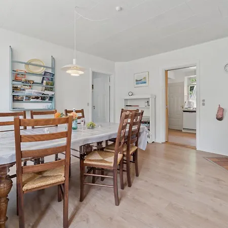 Hébergement de vacances Marit - 1-5km From The Sea By Interhome Neksø