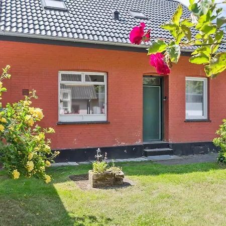 Marit - 1-5km From The Sea By Interhome Hébergement de vacances *